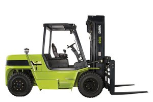IC Pneumatic Forklifts