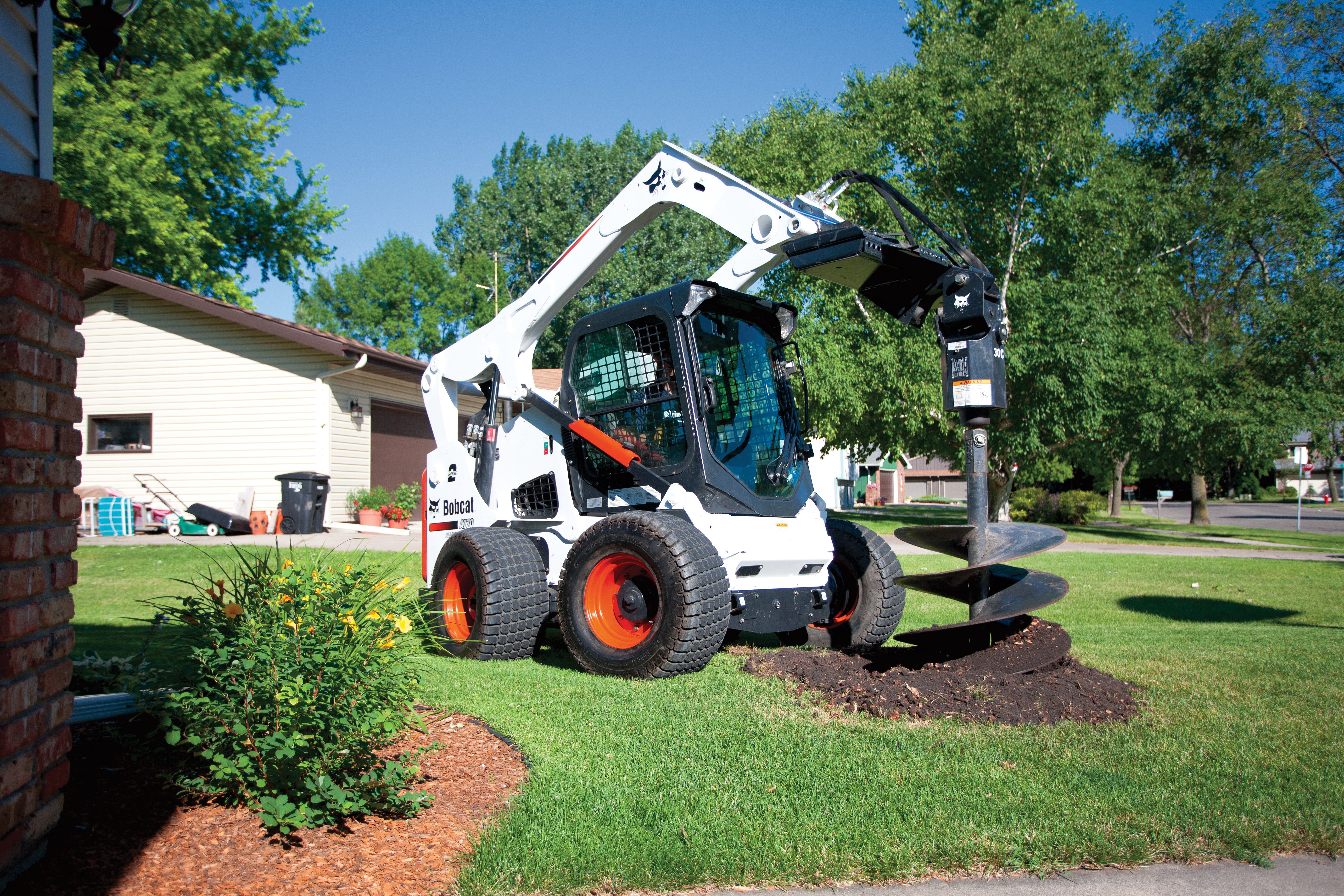 133456-all_wheel_steer_loader_f.jpg