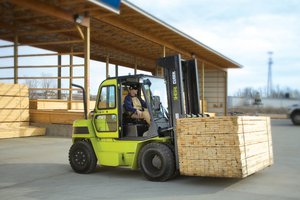 When and How to Rent a Forklift? When and How to Rent a Forklift?