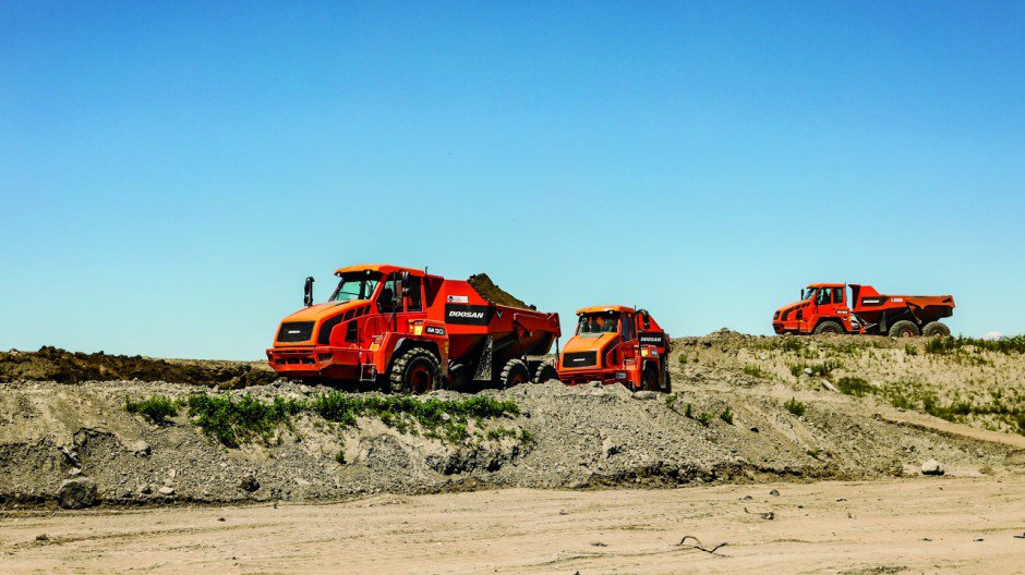 Challenges solved by using Doosan DA30-5 articulated trucks to keep major projects on schedule Challenges solved by using Doosan DA30-5 articulated trucks to keep major projects on schedule