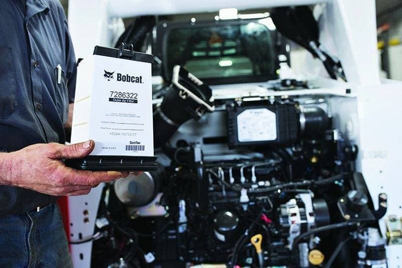 Servicing Bobcat equipment with outer air filter 7286322. 