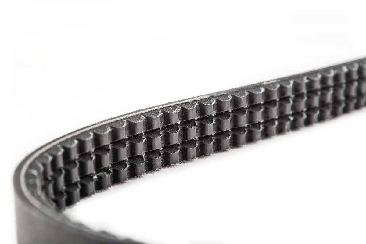 Genuine Bobcat Drive Pump Belt, 6726898 showing close up of grooves.