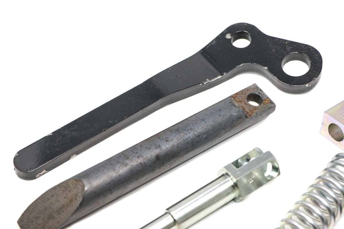 Genuine Bobcat Kit Lever Rh Mseries 7372229 showing view 9