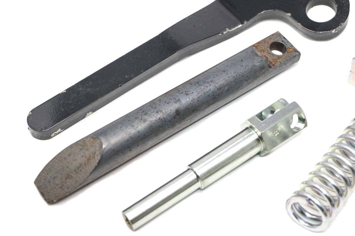 Genuine Bobcat Kit Lever Rh Mseries 7372229 showing view 8